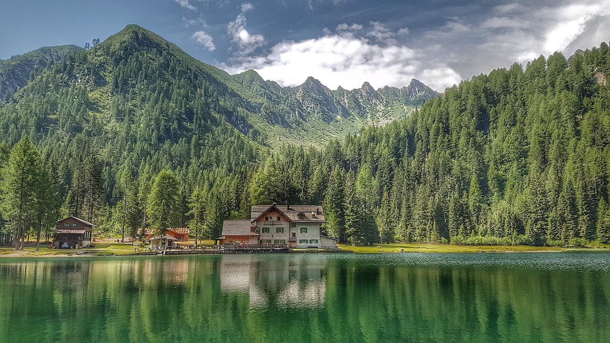 I 5 LAGHI DI MADONNA DI CAMPIGLIO I 5 LAGHI DI MADONNA DI CAMPIGLIO